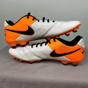 Nike Cleats Men's 12 White Orange‎ Lace Up Genio II Leather 819213-108 FG Tiempo